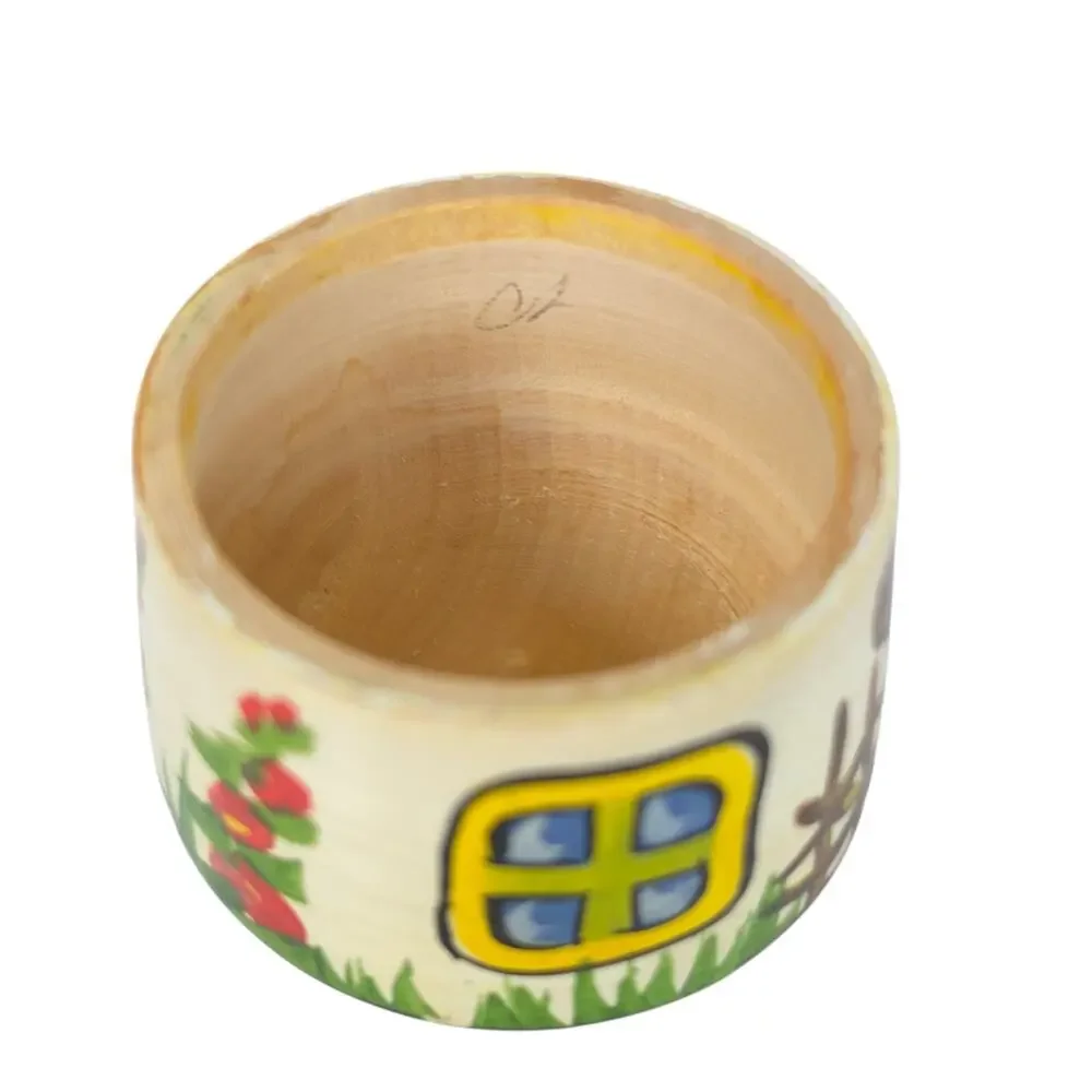 Handmade / Ukrainian Folk Art this vintage